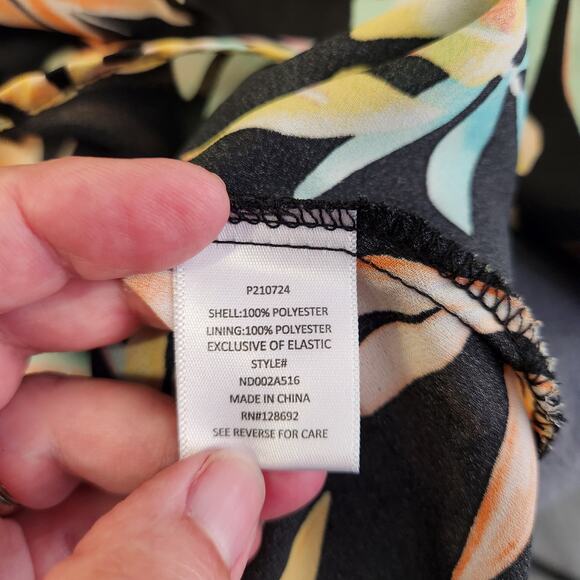 MADDEN NYC Black Beauty Plunge Halter Dress Juniors XL Black Pastel Tropical - Picture 5 of 11